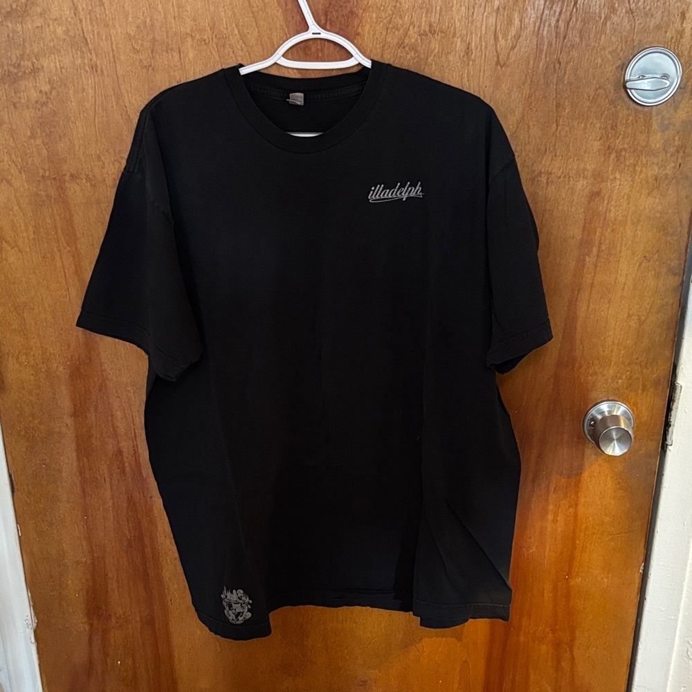 Black Men's Short Sleeve Graphic Crew Tee by